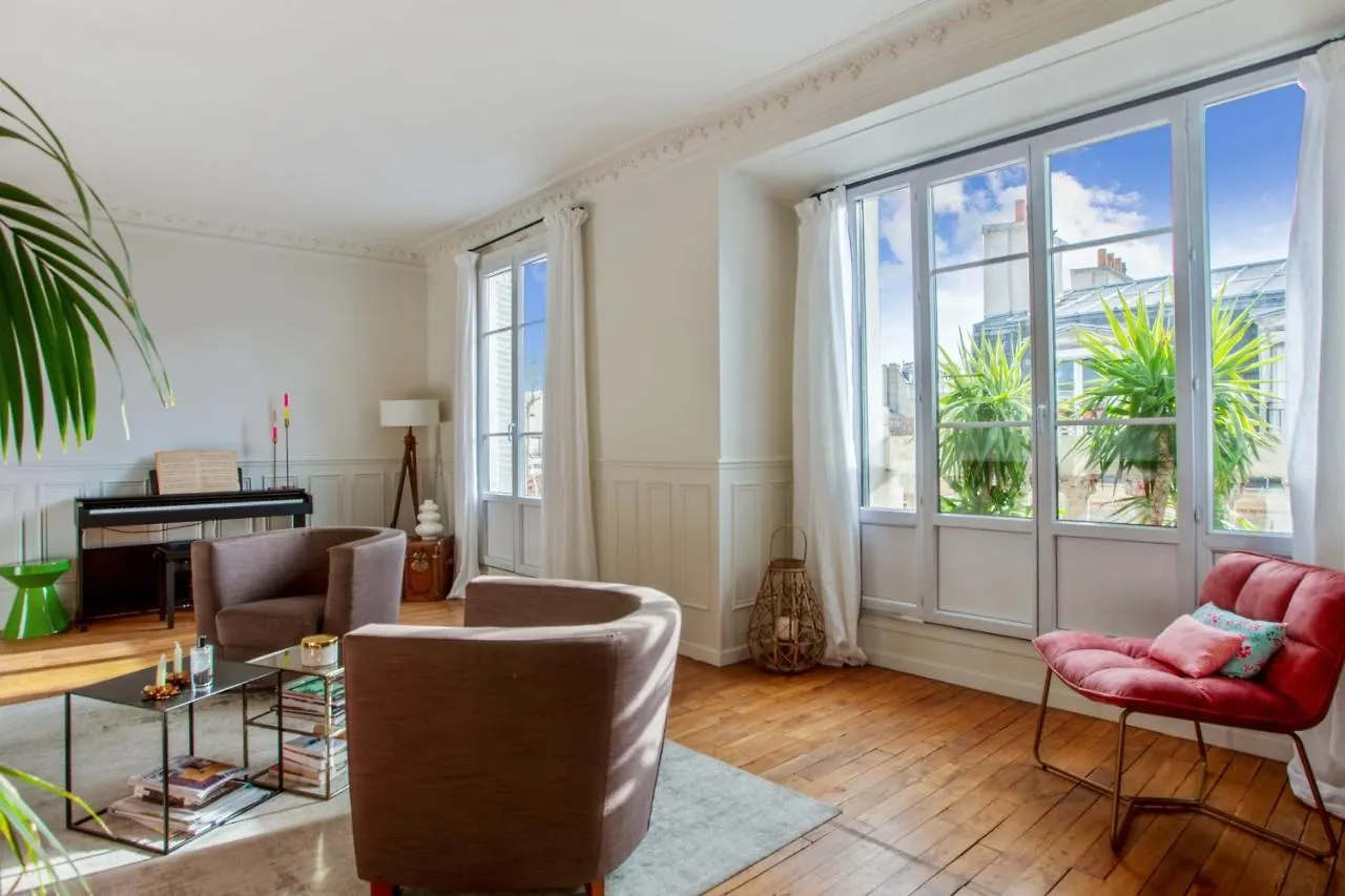Apartment Appartement Du Fenoux - Welkeys Paris France